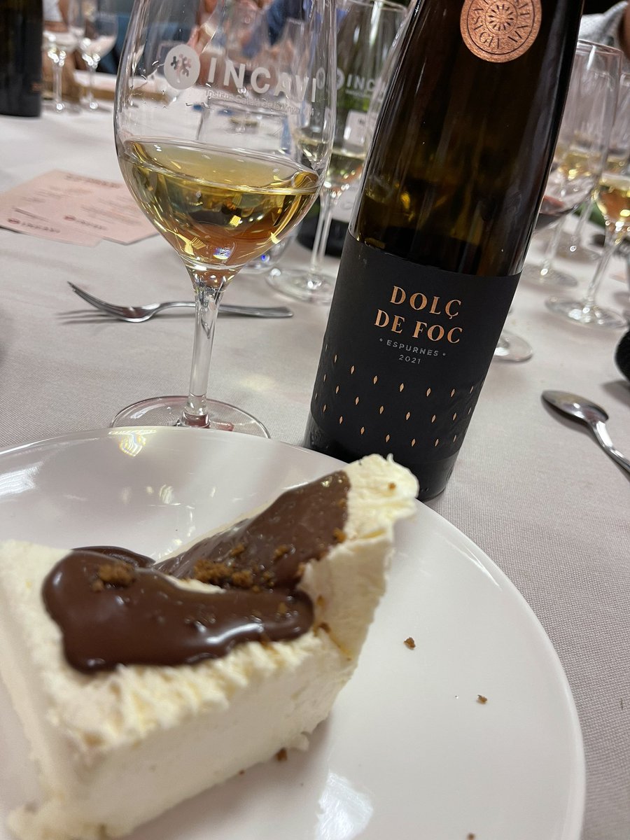 I com van brillar ahir els vins de la DO pla de Bages al sopar de cloenda del <a href="/WildBoar2022/">International Symposium on Wild Boar & other Suids</a> 
Gràcies <a href="/incavicat/">INCAVI</a> per ajudar-nos a posar sobre el mapa internacional els vins catalans 🔝
#WildBoarSymposium2022