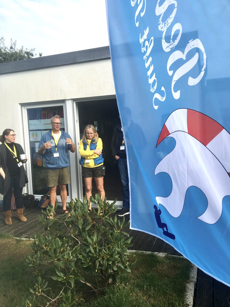 markenprofil tweet media