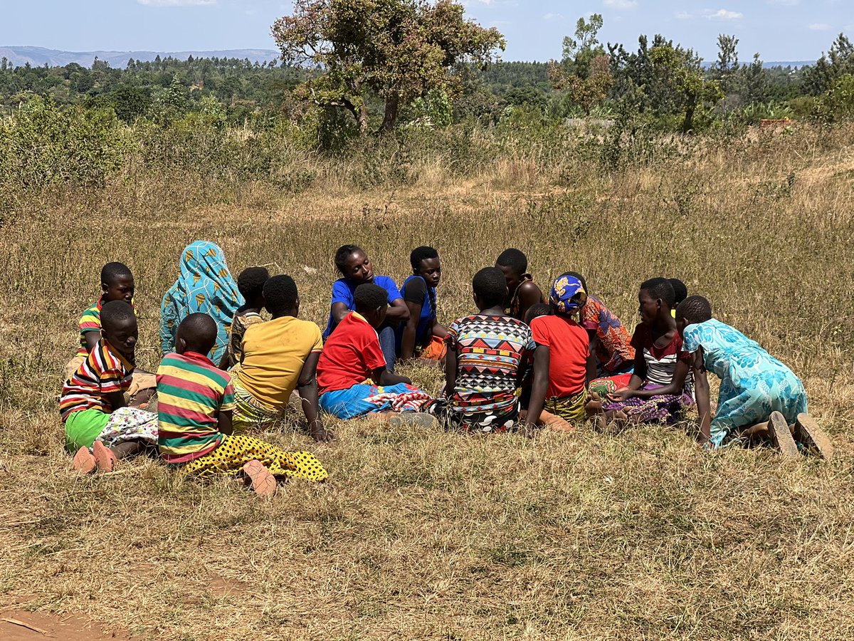 Sad_ngo's tweet image. Sensibilisons!
Eduquons!
Ecoutons!
Aidons!
Pour tous et en tout, soyons redevables!
@UNICEF_Burundi.

#Cankuzo
#SADBurundi
#childprotectionfirst