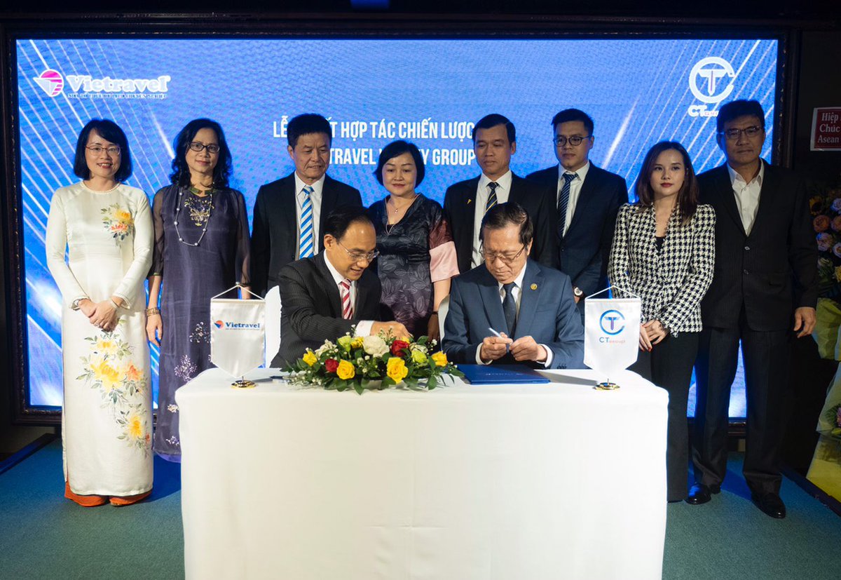 AimasterCtgroup's tweet photo. 🤝 CT GROUP VÀ VIETRAVEL HỢP TÁC MANG LẠI LỢI ÍCH TUYỆT HẢO CHO KHÁCH HÀNG 🤝

Ngày 08/09/2022, CT Group chính thức ký kết hợp tác với Vietravel 
👉 Xem thêm tại: https://t.co/PNTeEWhtKi
#CTGroup #NoilamviectotnhatChauA #HRAA #Vietravel https://t.co/LuNunJVY1K