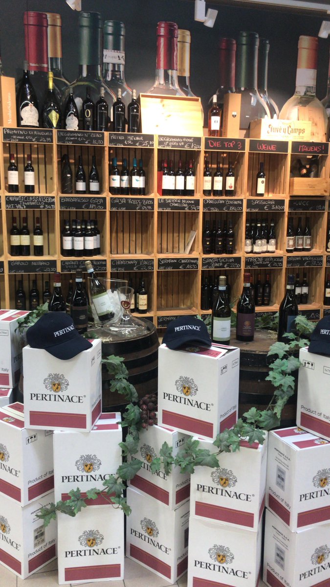 EnotecaNL's tweet photo. #Barolo #Barbaresco different cru's, from #Pertinace
Suggested with savoury dishes, grilled meats and #cheese.
#italianwinelovers https://t.co/grzXvUN5RZ