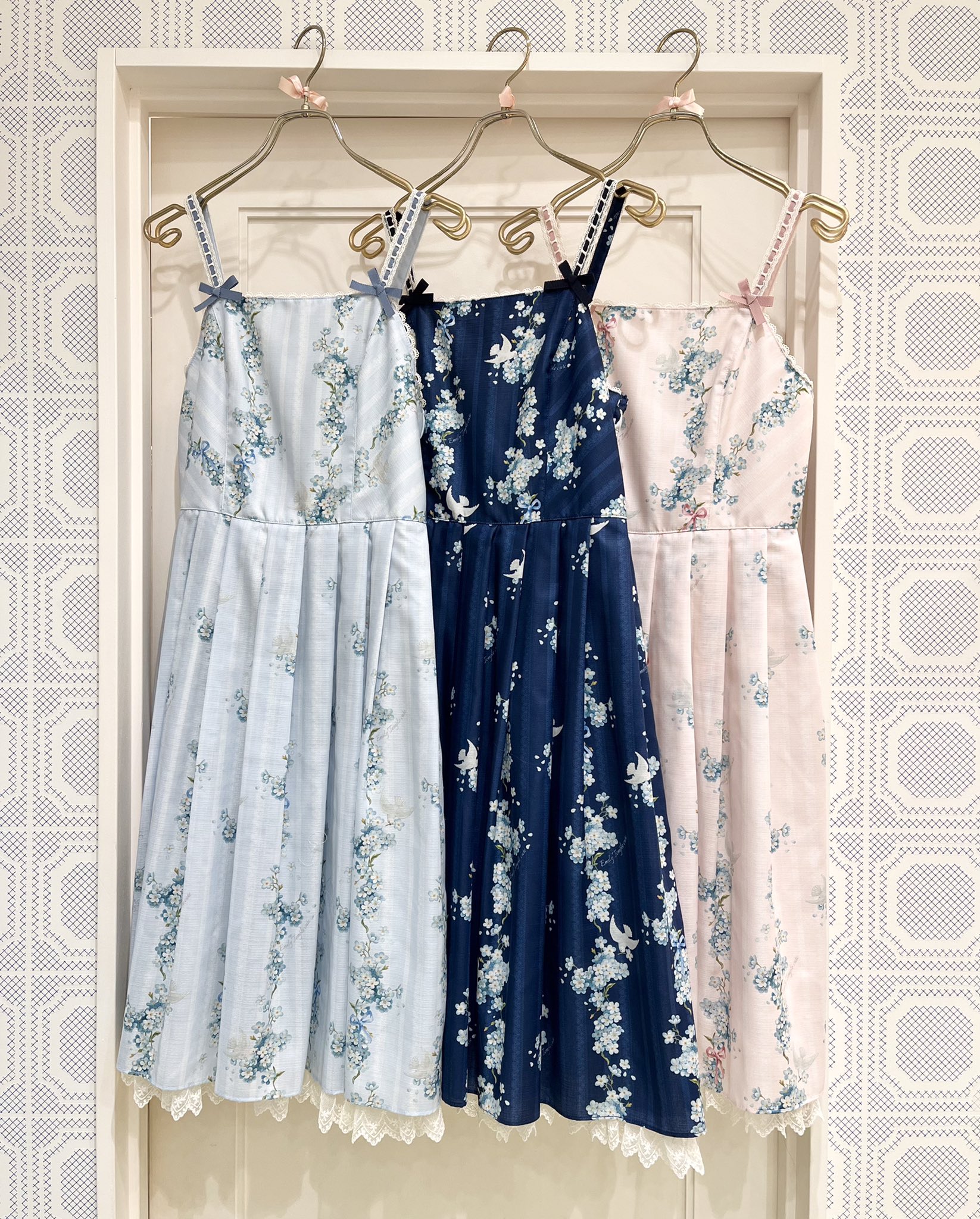 Emily Temple cute新宿店 on X: 
