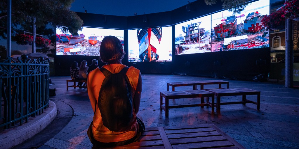 sydney_festival's tweet photo. “#IntheWakeofProgress is powerful and emotionally moving. Makes you think about the footprint we are leaving behind, and the urgency to take action.” - @swimdrinkfish
Be moved & motivated by @EdwardBurtynsky's incredible work on Oxford Street 👉 https://t.co/i3yOm5mddv https://t.co/rfiRoFkJ8n