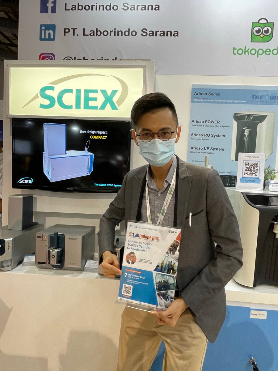 SCIEXnews's tweet photo. A few shots of See-Chung Yip, Field Application and Market Development Manager here at #SCIEX, presenting on #Foodomics at #LabIndonesia2022 earlier this week!
Great job, and #ThankYou for representing #TeamSCIEX!!
#SCIEXforScience #SCIEXWorld @SCIEXFood @SCIEXOmics https://t.co/BAfpYNWe0s