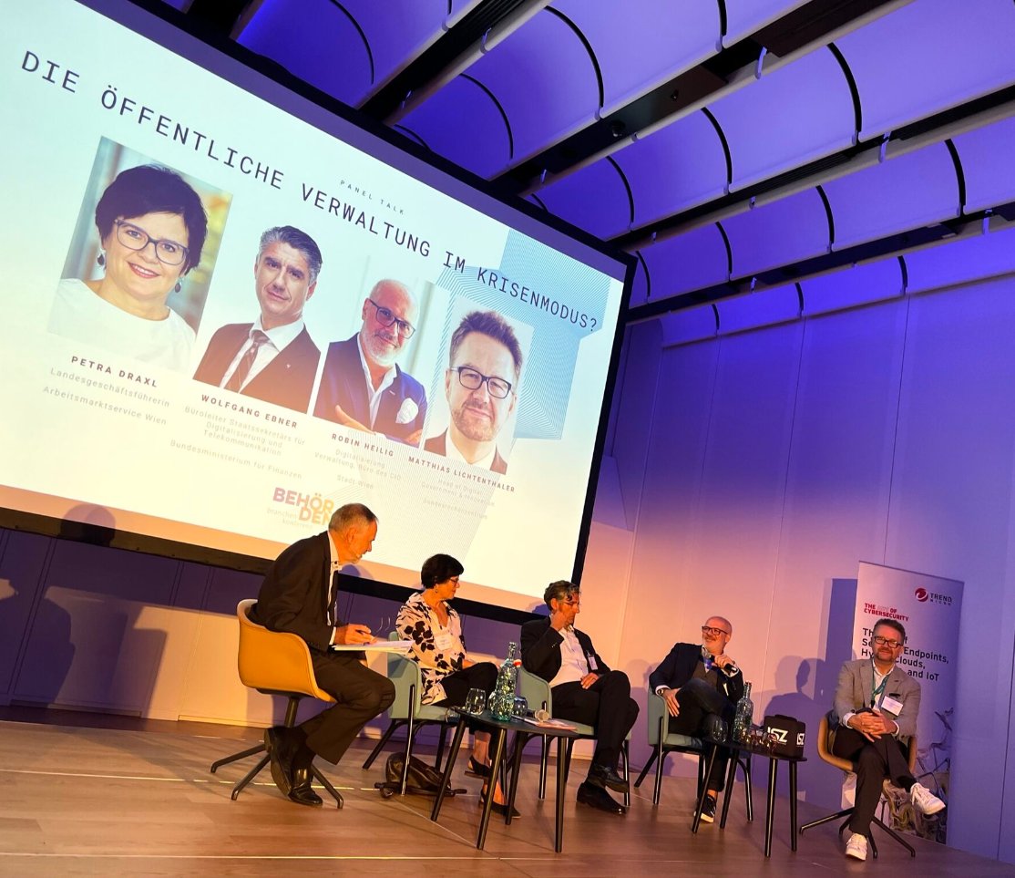 War mir ein Vergnügen auf der @LSZconnections
Branchenkonferenz Behörden 2022 - Eine spannende Diskussion mit <a href="/PDraxl/">Petra Draxl</a>, <a href="/flyingwolf810/">Wolfgang Ebner</a> und Matthias Lichtenthaler - souverän moderiert von <a href="/friedrich7/">Gerhard Friedrich</a> 
#lsz #futureconnections