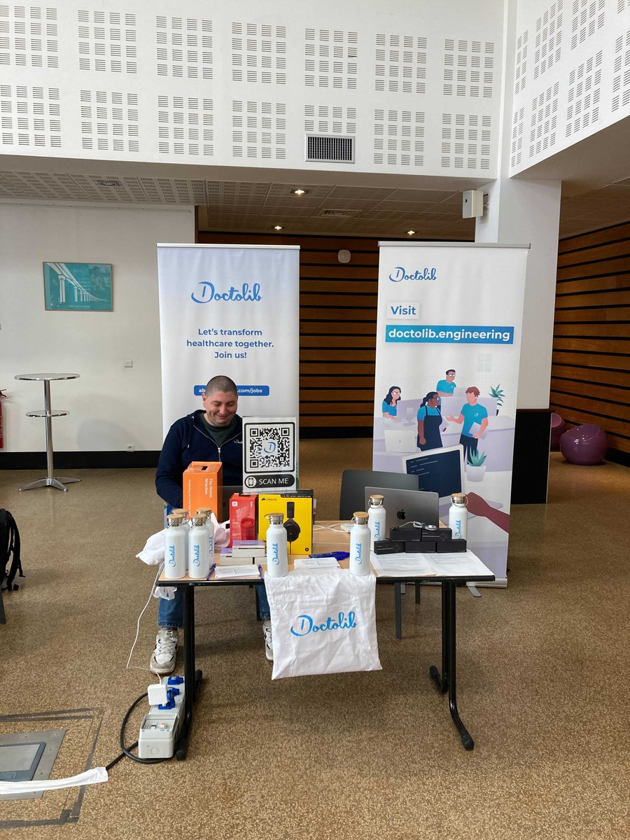 DoctoTechLife's tweet photo. And we're live from our latest tech event - the Jug Summer Camp at La Rochelle in France! Can't wait to talk about our latest projects 😎 https://t.co/IWalz41IWF