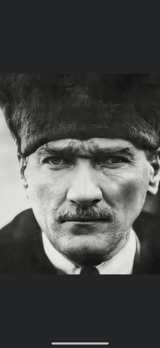 İzmir’in dağlarında çiçekler açar.