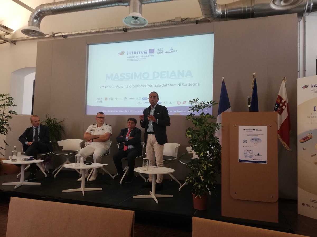 GRegEtMARtine's tweet photo. 🇮🇹L'evento di restituzione dei programmi @pc_maritime   #ISIDE e #ALACRES2 è iniziato con il benvenuto da parte delle istituzioni: @univca Università degli Studi di Cagliari, Capitanerie di Porto Guardia Costiera @guardiacostiera, Autorità di Sistema Portuale del Mare di Sardegna https://t.co/3wtArrkDDV