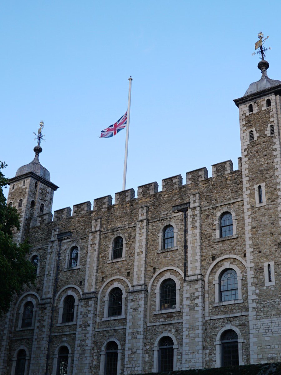 The Tower of London is been closed because of the death of her majesty the Queen