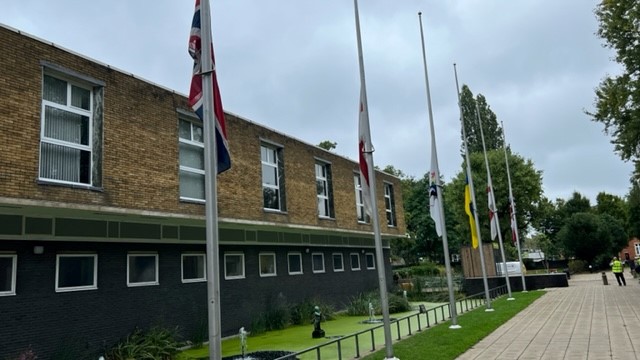 EnfieldCouncil's tweet photo. Arrangements are being made for the people of Enfield to pay their respects following the death of The Queen on Thursday 8 September 2022.

Books of condolence have been opened and the borough's flags are flying at half mast.

https://t.co/ghA5CcrWNg https://t.co/XoSNY6S7YU