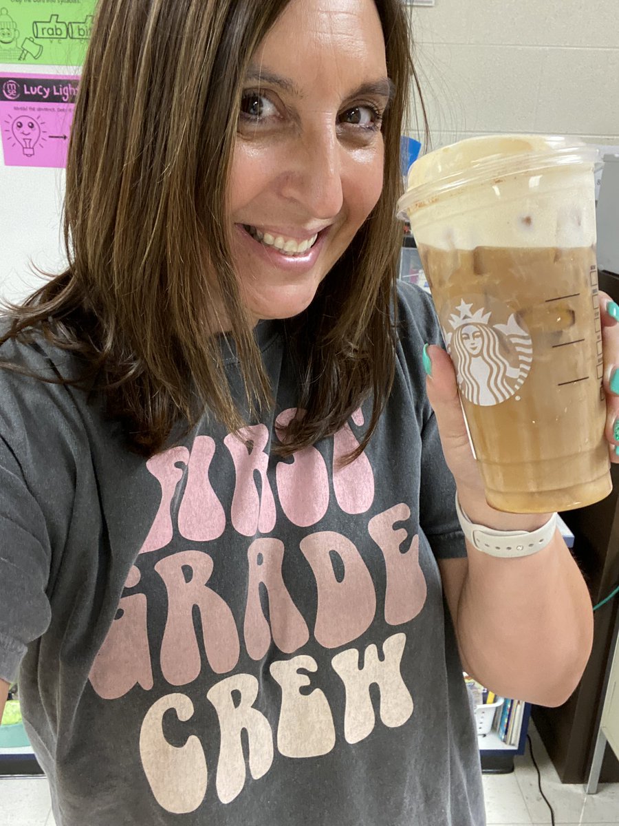 Jennifertorgers's tweet photo. Thanks @starbucks for the free pumpkin cold brew today. I’ll pass your kindness on to my first grade students. https://t.co/gFiKOqYxPl