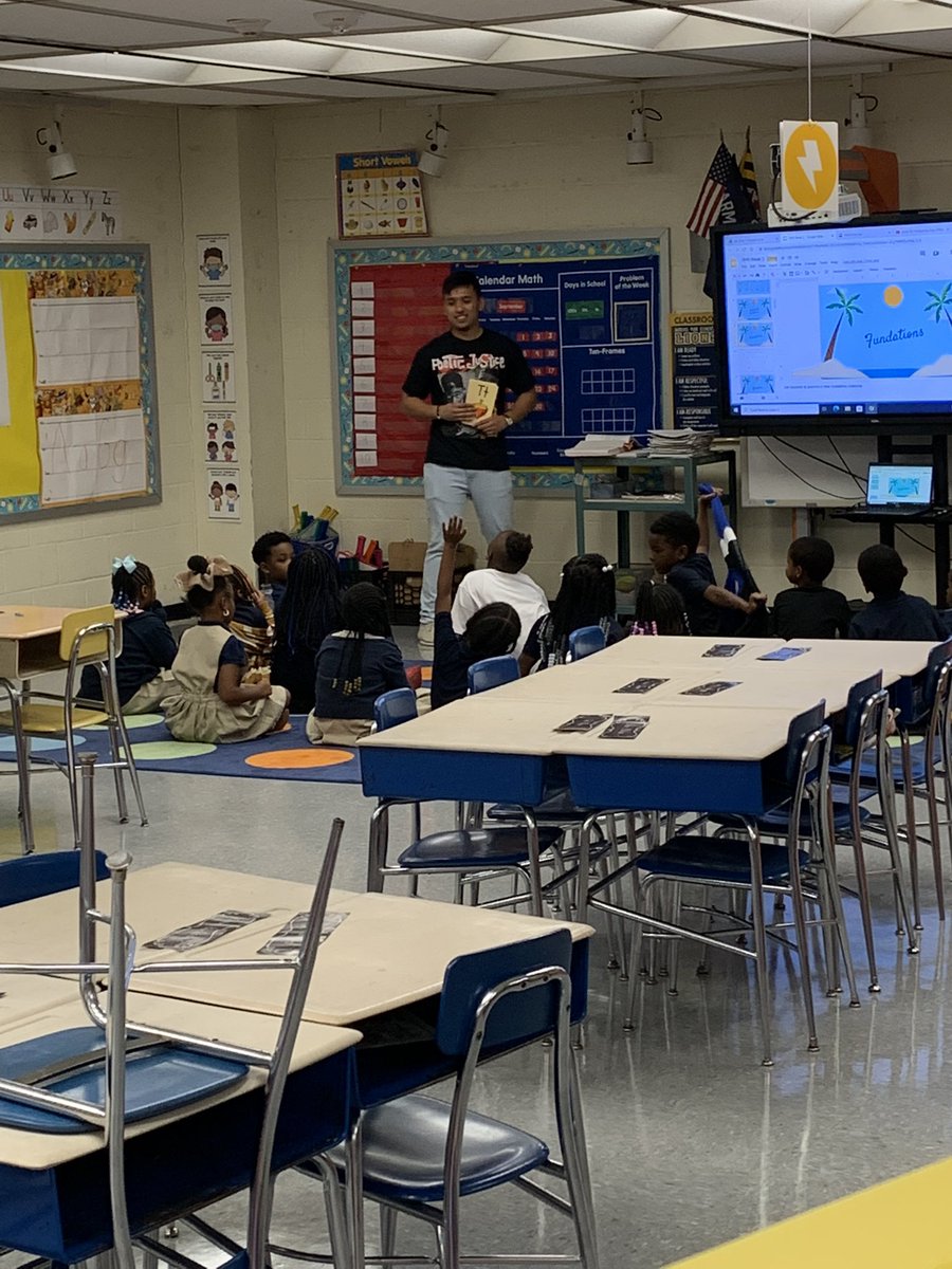I love seeing my 1st year teacher Mr D teaching correct letter sounds during LKS drill for FUNdations! “T says /t/ not TUHHH! We say Taylen not TUH-aylen” He’s making connections with students and content! Makes my heart smile! <a href="/moraviapark_105/">Moravia Park Elementary School</a> <a href="/BaltCitySchools/">Baltimore City Public Schools</a> <a href="/cmbradybrooks/">Caitlyn Brooks</a>