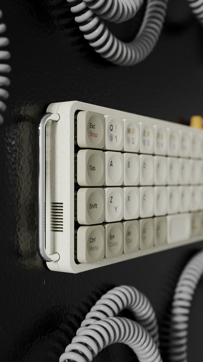 maxvoltar's tweet image. Any fan of low-profile keycaps?