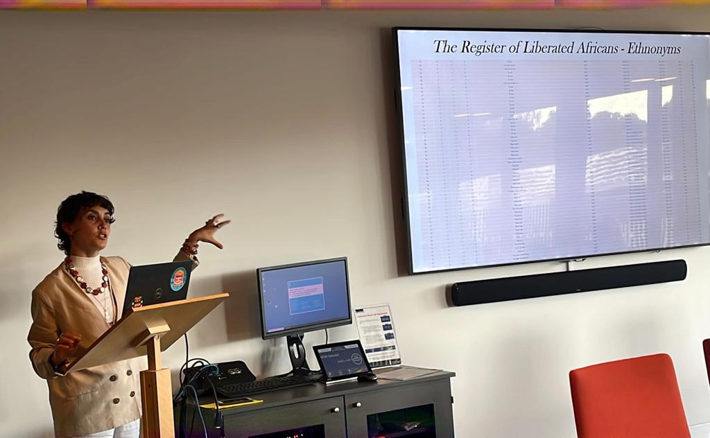 Dr. @ErikaMelek2, our Director of Databases and Archiving @WalkWithWeb and Leverhulme Fellow @KingsCollegeLon presenting at @Uni_of_Essex at #Colchester!

#Conference #LiberatedAfricans #DigitalHumanities #Archives #Sources #SierraLeone #Brazil