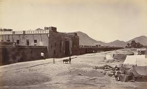 AzizMaarij's tweet photo. له ځوان، غښتلي او بااستعداده زړور دفاع وزیر ښاغلی مولوی محمد یعقوب مجاهد څخه د افغان مظلوم ملت په استازیتوب هیله کوم چې د بیت المال غصب شوی شیرپور مځکه چې د دفاع وزارت ملکیت ده له غصب څخه وژغوري او د شیرپور کلا چې د هیواد د ویاړلو، اتلانو د تورو او حماسو تاریخې نښه ده بیرته ورغوي https://t.co/YHWtbr0fDn