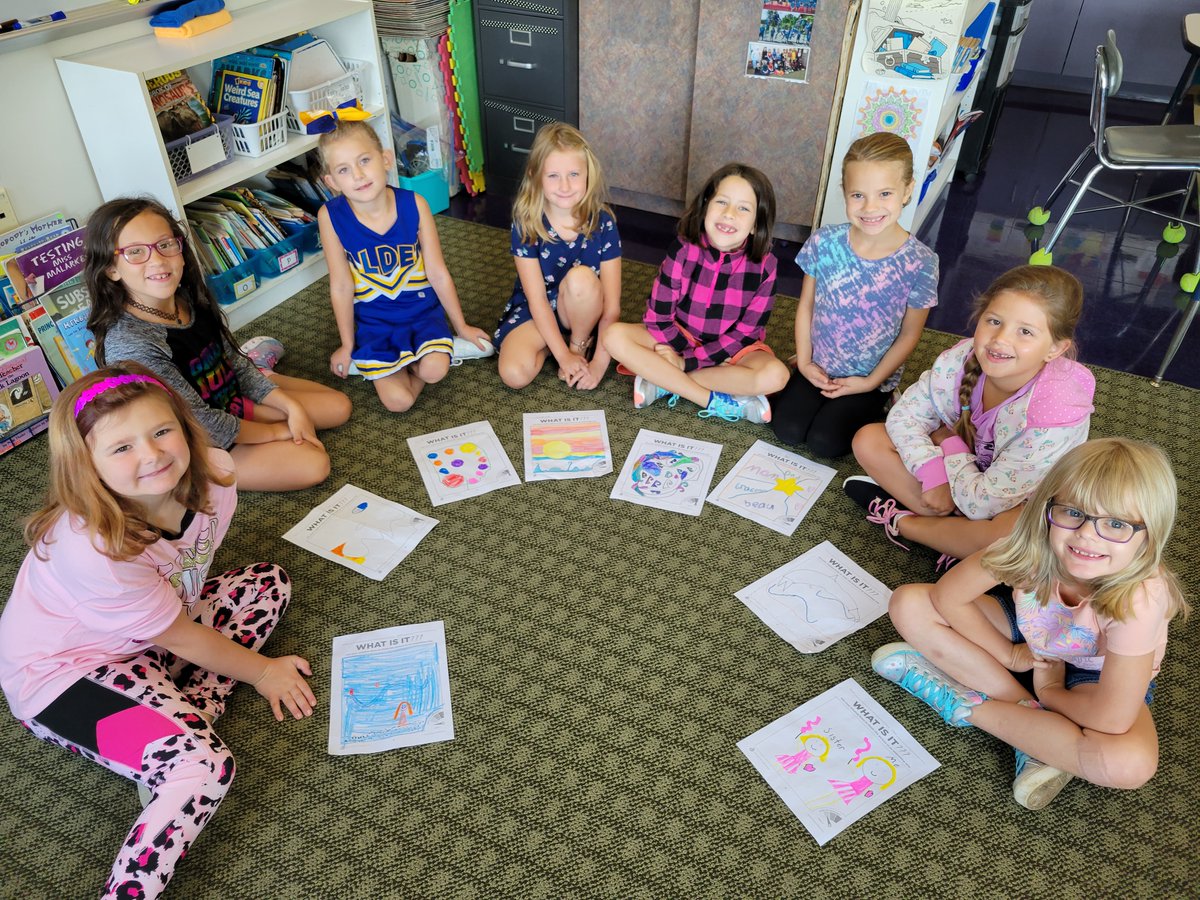 Mrs. Etzel tweet media