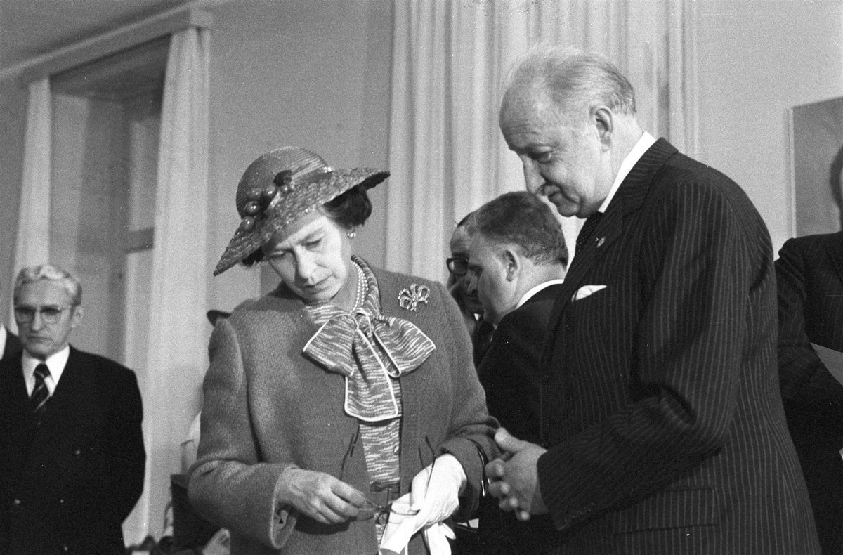 BrigitteTroyon's tweet photo. On April 30, 1980, #QueenElizabeth and her husband, Prince Philip, visited for the first and only time @ICRC headquarters in Geneva. The visit was filmed and is available on our AV archive portal:  https://t.co/k9Bp3YnMr5 https://t.co/vpEo1XDOVn