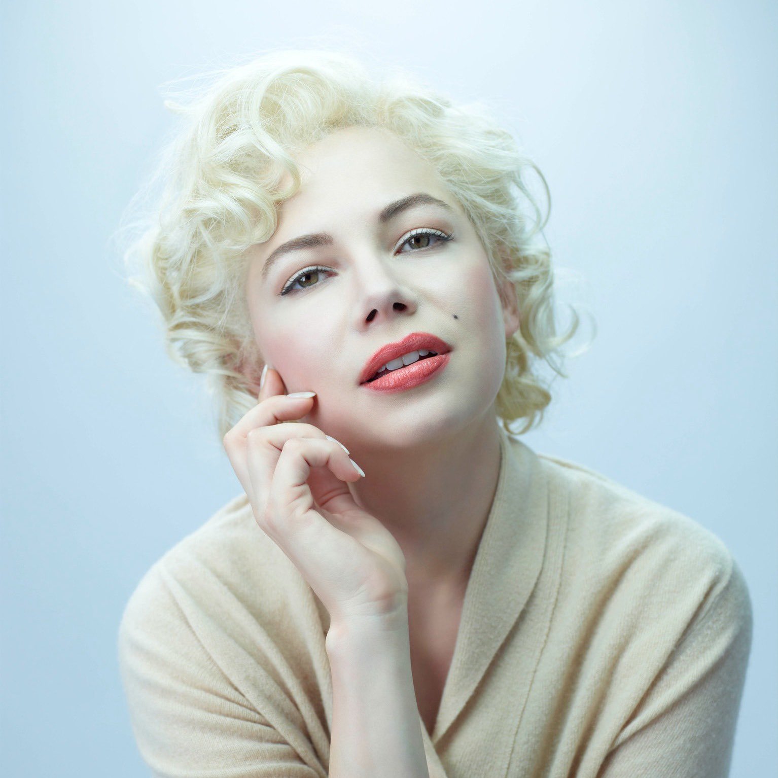 Happy Birthday to one of very talented actress Michelle Williams 