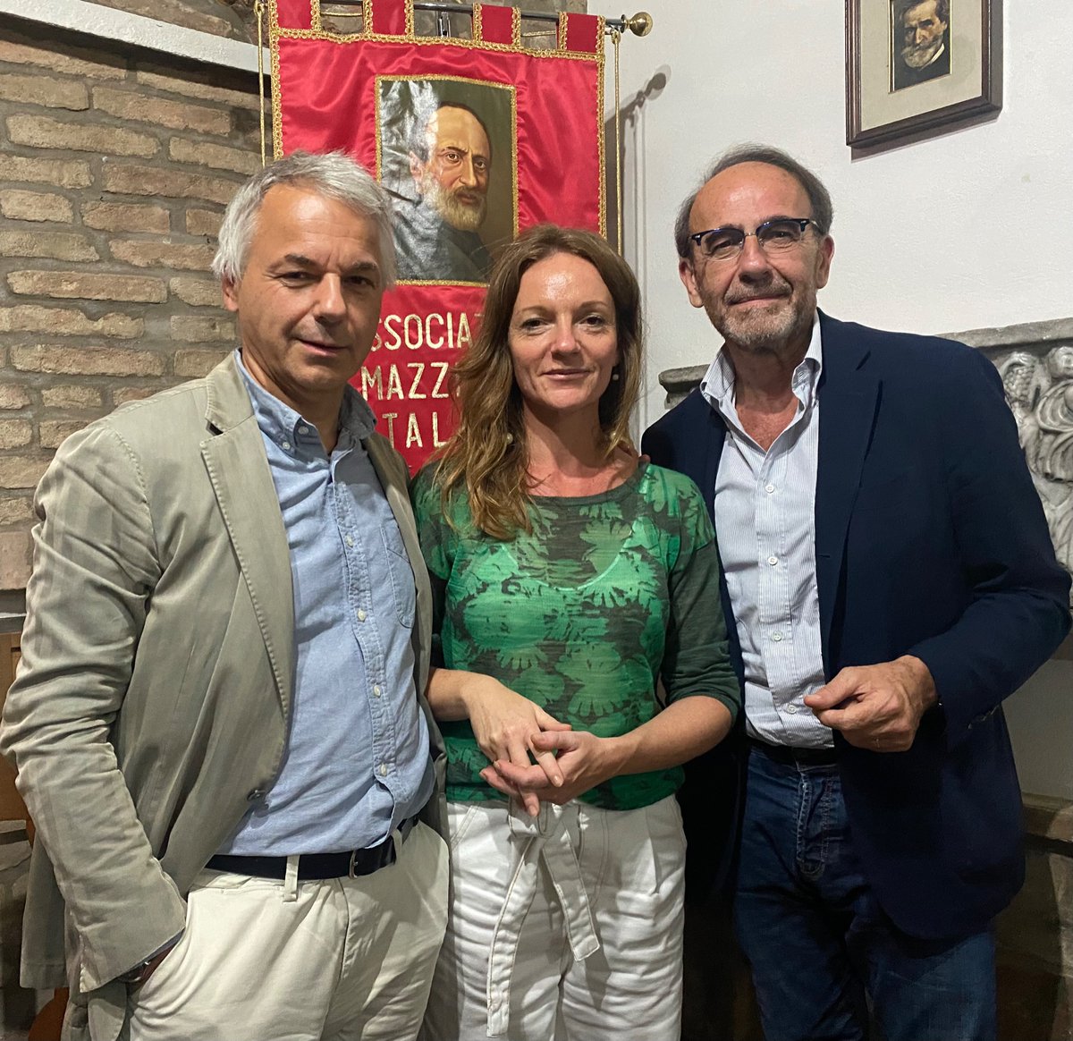 Socialisti e Repubblicani europei, sotto Mazzini, ieri a Modena per la lista PD Italia Democratica e Progressista