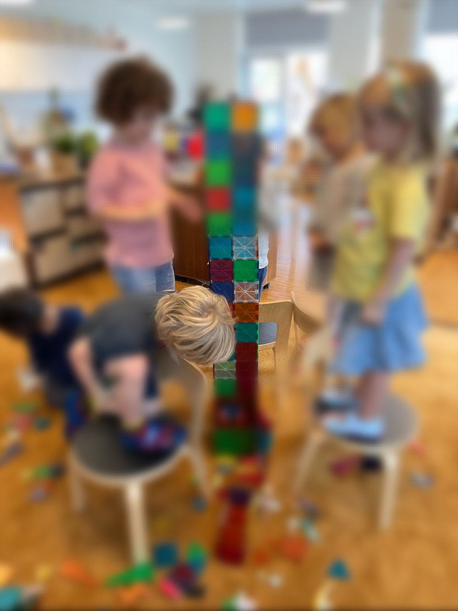 CisPreK's tweet photo. Pre-k B. First month of school @CISDK Making friends and exploring the world with our senses #learningthroughplay ##ibearlylearner #nothingwithoutjoy https://t.co/aT4kaTDvDK