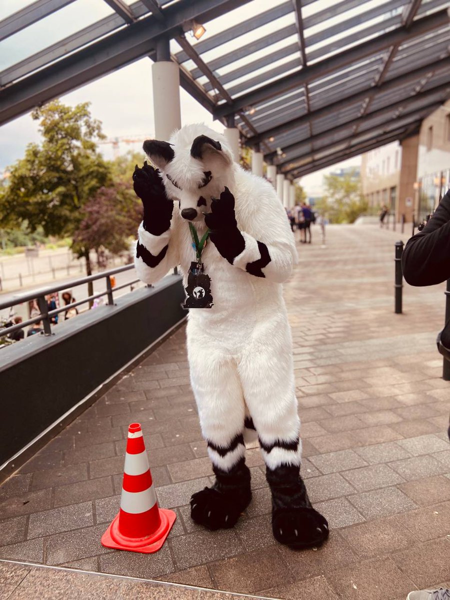 Werkfuchs (@werkfuchs) on Twitter photo Look what i found xD, Happy fursuitfriday ^^
#FursuitFriday
#Eurofurence
π· <a href="/ArcherWoofi/">α΄Κα΄Ι΄Ι’α΄ β¨</a>
π <a href="/LunoWroo/">Wildspotworks Fursuits ππ</a> Look what i found xD, Happy fursuitfriday ^^
#FursuitFriday
#Eurofurence
π· <a href="/ArcherWoofi/">α΄Κα΄Ι΄Ι’α΄ β¨</a>
π <a href="/LunoWroo/">Wildspotworks Fursuits ππ</a>