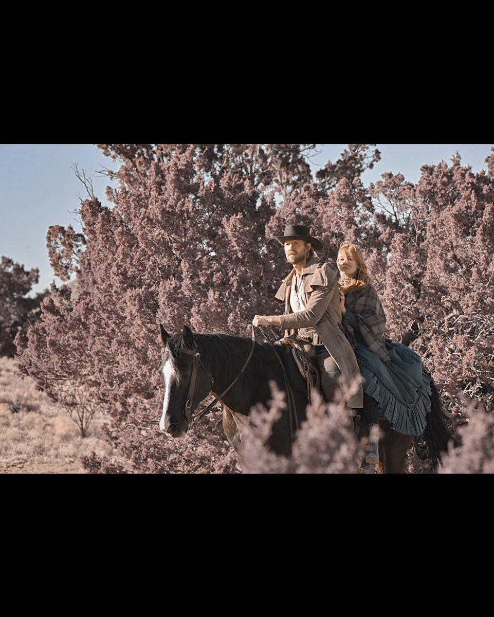 📸 New : Promotional picture of Kat as Abby Walker in "Walker Independence"🌻

<a href="/Kat_McNamara/">Katherine McNamara</a> ♥️