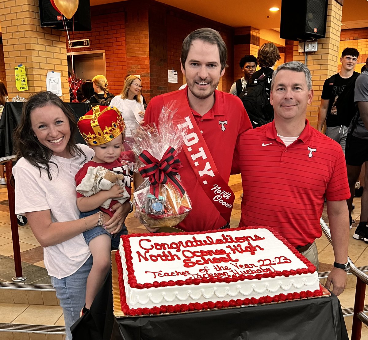 Congratulations to Mr. Huckaby, the 2022-2023 Teacher of the Year for North Oconee High School! GO TITANS!!