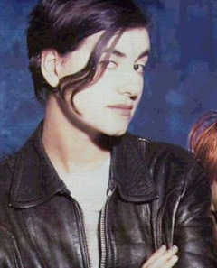 Happy Birthday to Justine Frischmann of Elastica.

 