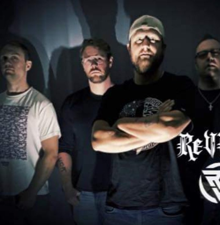 RnRliveRadio's tweet photo. https://t.co/H2eBmSS6XO
@ReVAILBand #Revail
Somg: My time
Please #support our #bands
#share, #book, #follow, #like
Follow us!
Twitter
@RnRliveRadio / @RnRNationlive https://t.co/MAPJWyabBS