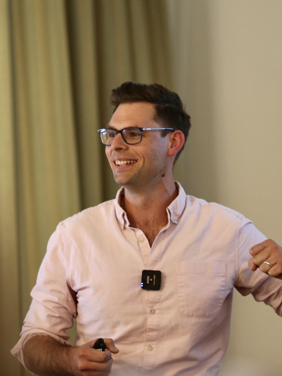 RHPL_UK's tweet photo. The very engaging Dr Marco-Felipe King presenting at @IPCenvironment #EN2022 https://t.co/WqoZu7eflp