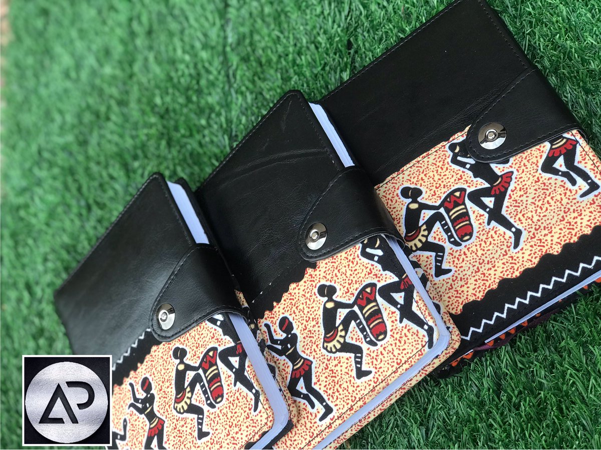 Apinternationa3's tweet photo. Leather and ankara made journal.    Available in dozens and pieces..
At  affordable price.
#simpleArt.   Kindly retweet pls https://t.co/B1Ws8NBQ0a