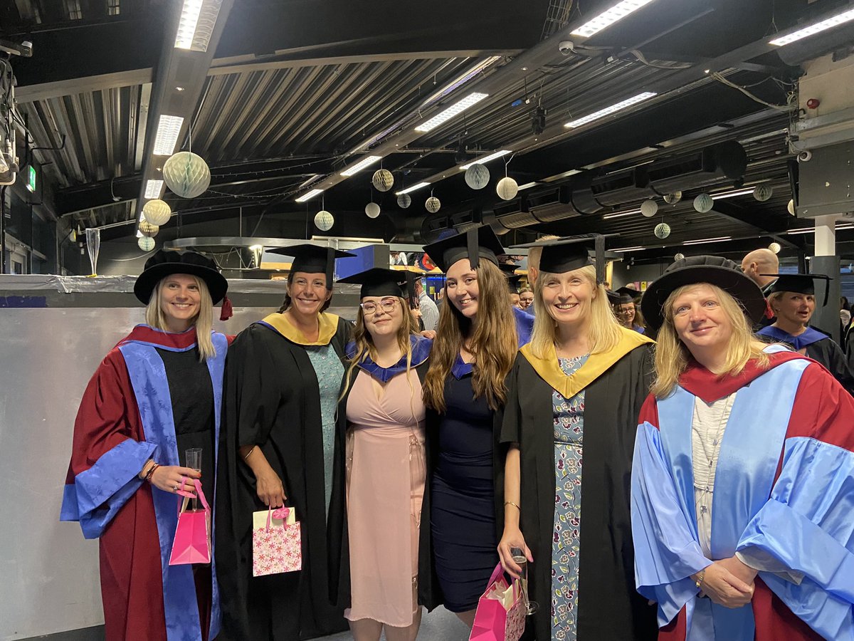 So happy to say I’ve finally graduated from @chiuni 🤍💛 It’s been an honour to have been taught by such inspiring women during my time at Chichester. I hope to take their guidance and wisdom with me throughout my life and career, thank you Chi 🎉