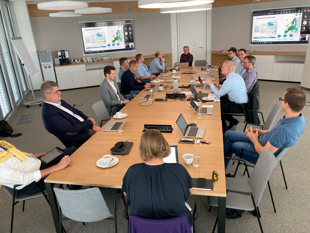 SESAR Deployment Manager (@sesar_dm) on Twitter photo Supporting #SESAR Deployment Programme implementation #AsOne team with <a href="/austro_control/">Austro Control</a> today in #Vienna on System Wide Info Management #SWIM as key enabler for future #ATM & #digitalisation benefitting #EU Air Navigation Service Providers <a href="/Transport_EU/">EU Transport</a> ▶️bit.ly/3BuNcLe Supporting #SESAR Deployment Programme implementation #AsOne team with <a href="/austro_control/">Austro Control</a> today in #Vienna on System Wide Info Management #SWIM as key enabler for future #ATM & #digitalisation benefitting #EU Air Navigation Service Providers <a href="/Transport_EU/">EU Transport</a> ▶️bit.ly/3BuNcLe