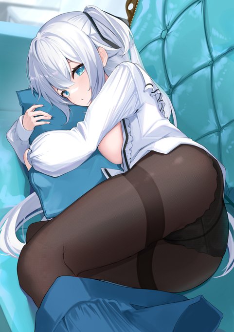 「着替える気力がないの。あなたが代わりに脱がしてくれる?」 