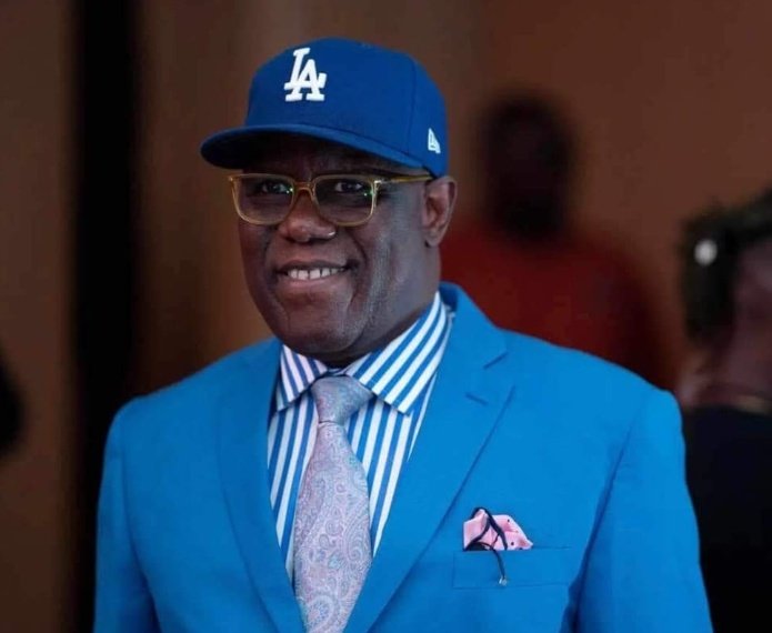 Tinytuneoficial's tweet image. Happy Birthday to A Boss for the Youths. A Man that takes his time to discover you, encourage you, and still encourage you. Thank you for being a Good Leader. Continue to grow in God mercies and Blessings. #babakeks
#KENNYOGUNGBE #KennisMusic 
@kennyogungbe #QueenElizabethII