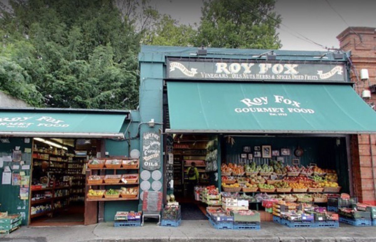 DorianDublinD4's tweet photo. 🧱Memory Lane🧱 

GREENGROCERS ROY FOX closed its doors where we are now based in December 2016 after over 80 years of trading in Donnybrook, Co Dublin.

#history #travel #art #photography #architecture #love #ireland  #nature #travelphotography #photooftheday https://t.co/ENhKYvCed1
