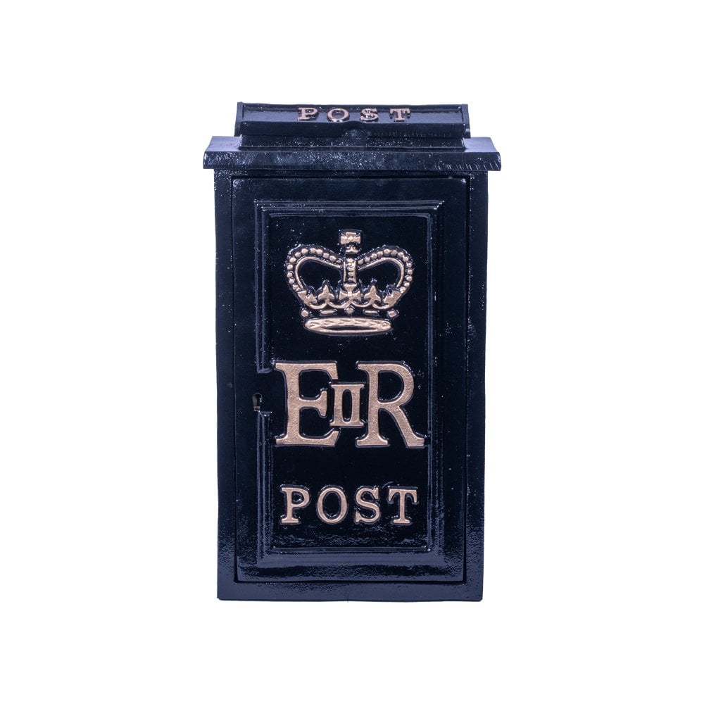 PepperComms's tweet image. We're deeply saddened by the news of the passing of Queens Elizabeth II and offer our sincere condolences to the new King Charles III and all of the Royal Family at this most difficult time. 

Her face has adorned billions of letters over her 70 year reign

Rest In Peace Ma'am.