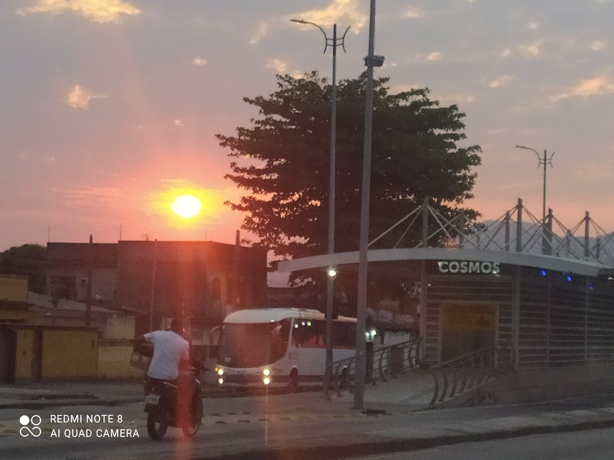 Q hoje seja o melhor dia das nossas vidas.