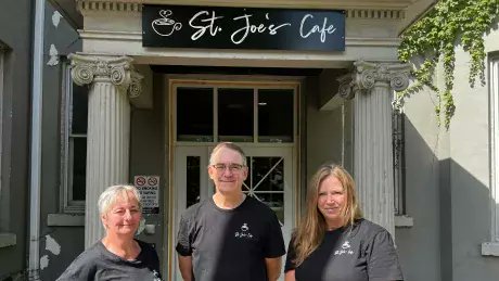 This former church turned community hub serves meals to London's most vulnerable population ift.tt/1VEoTsB