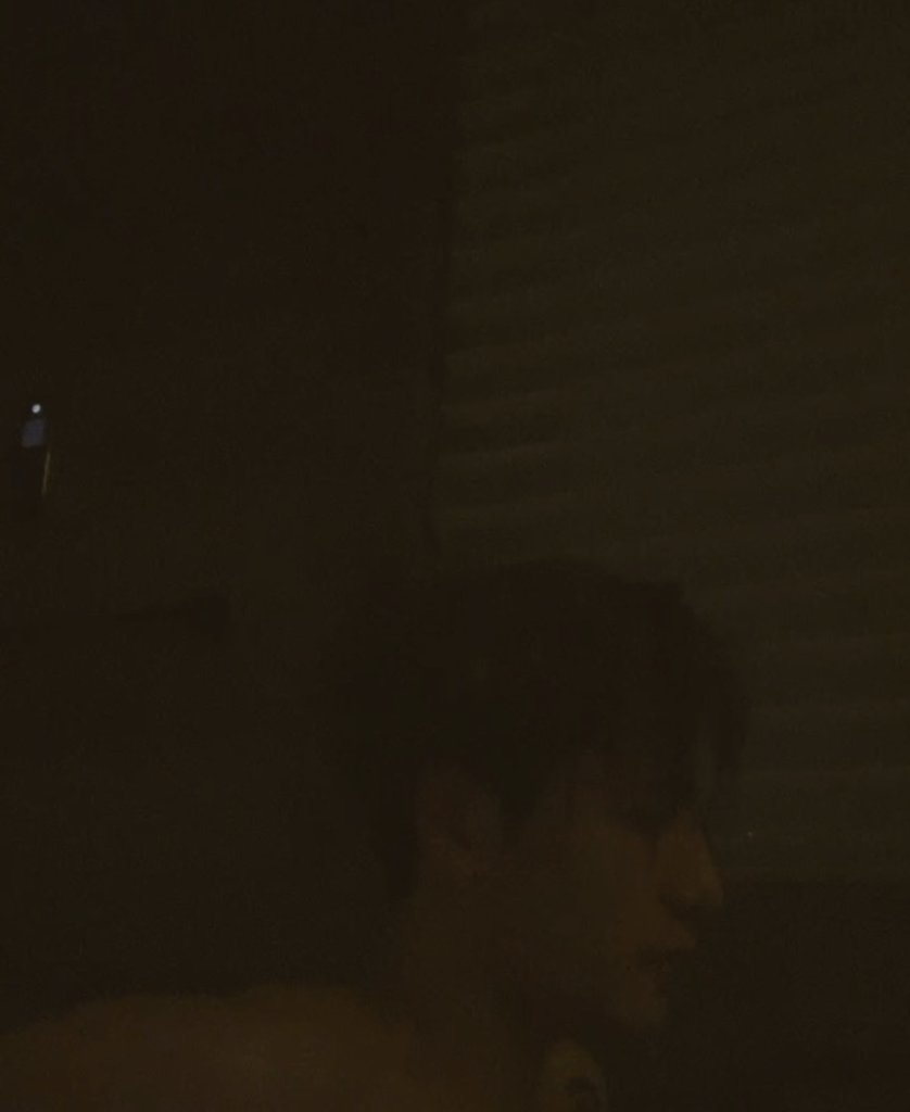 sherlyn_ang3's tweet photo. ✨️ JACKSON's IG LIVE ✨️
Its dark .. but yes .. he's there 🛁
With MM Album playing in the background 🎶🎶

JACKSON WANG NEW ALBUM
🪄🪄🪄🪄🪄🪄🪄🪄🪄🪄🪄🪄
#JacksonWangMAGICMAN
#MAGICMAN

@JacksonWang852 https://t.co/yk9BY53dwh