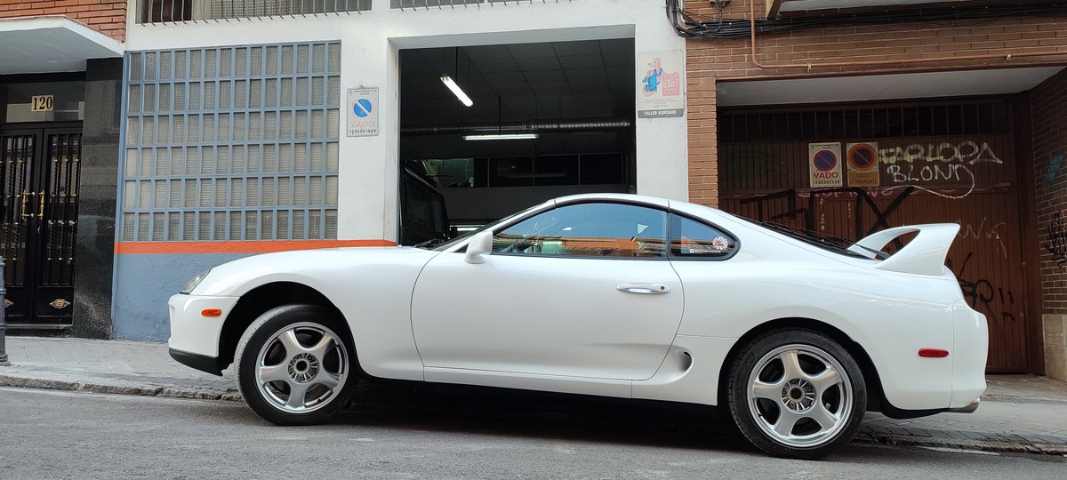 aiko_motor's tweet photo. Así fue la #restauración del #Toyota Supra #Mk4🔥 
¡Como recién salido de fábrica!👏 @toyota_esp

▶️https://t.co/Ne6wk0mG4A

#chapa #pintura #chapaypintura #toyotasupra #supramk4 #madrid #toyotasupramk4 #tallermecanico #toyotalife #toyotalove #toyotaclub https://t.co/dqknvxZIlT