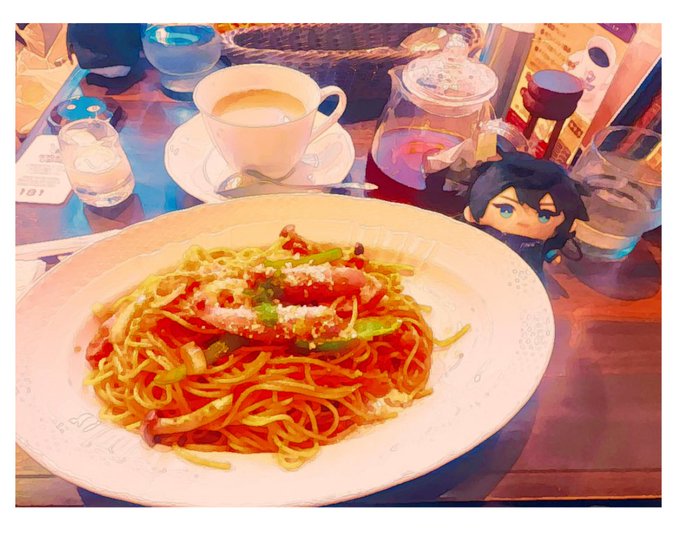 友達と遊んだ!ナポリタンとミルクティーとシア 