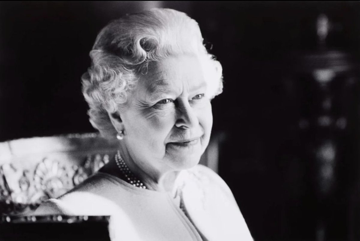_TeamKMB's tweet photo. We would like to pay our deepest respects to Her Majesty Queen Elizabeth II.

You were truly inspirational and will be deeply missed by all.

Thank you for your service, Ma’am ❤️ https://t.co/345jTLMWYI