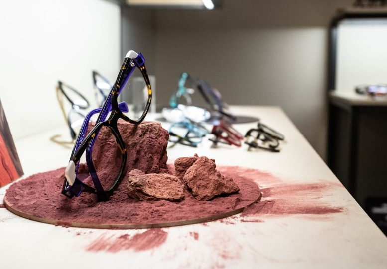 ITAMadrid_'s tweet photo. #ITAMADRID partecipa con 4 delegati spagnoli alla  #DATEEYEWEAREXHIBITION che inizia domani fino al 12 di settembre a Firenze. Si tratta della fiera di #eyewear in cui trovare tutte le novità dell'#occhialeria d'#avanguardia. Non te la perdere: https://t.co/efzWI17eLT https://t.co/kEfWcsmqql