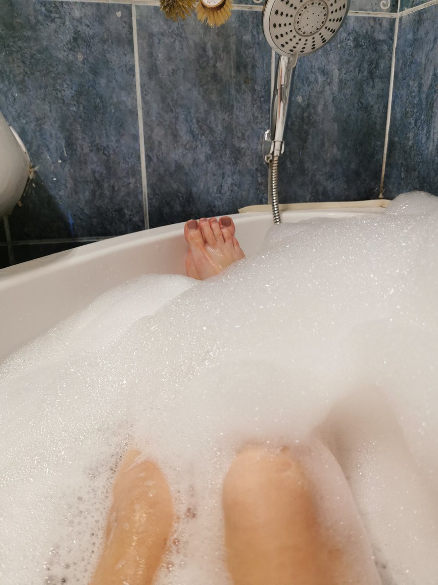 RubyRoseFeet's tweet photo. More? 😍🔥🔥
Buy my feet! 🔥

#feet #feetforsale #seller #feetsell #feetpicsforsales #feetfinder #feetfethish 

https://t.co/EdZ6UDGX7e https://t.co/jKkNhVVxqG