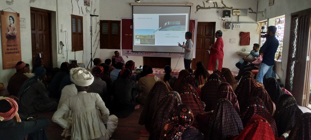 archivesfield's tweet photo. @Tapestry_T2S Concluded its workshop and roundtable for the Kutch patch. 
We presented our research to the pastoral community in the workshop and had a wonderful discussion yesterday. https://t.co/UQS4rLANC3