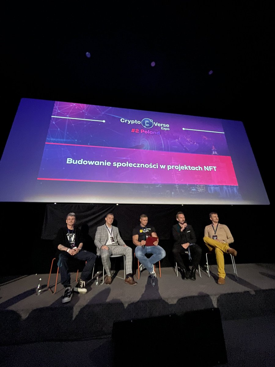 Wojtek_Ant's tweet photo. Czy mamy na sali @ThePolacyNFT? 

Nasz one and only Chief Executive Polak @3xhuman opowie o budowanie społeczności w NFT w panelu prowadzonym przez @KryptoKoks_ 🇵🇱

Zapraszamy! https://t.co/oAc9Lx1LGw