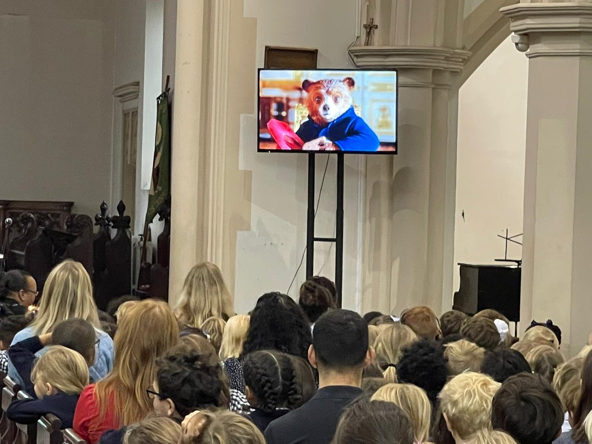 StStephensLBHF's tweet photo. We began singing 'Our God is a Great Big God', which was followed by prayers written &amp; read by Ciara, Mathias, Ruth &amp; Scarlett. At the end, after standing as a sign of respect for the National Anthem, each child lit a candle as we left the church as a symbol of their thanks. https://t.co/b15cgehUYY
