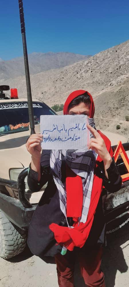 KhorasanIntlPer's tweet photo. بانو م. خراساني امروز در قلب مقاومت(پنجشير) خنجر را در قلب اووغانيزيم سفاك فرو برد! مقاومت ادامه دارد..🦅🦅 https://t.co/hDC08QpkMf