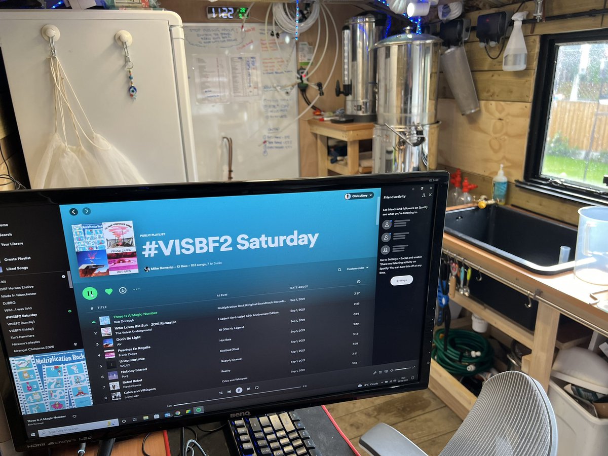 craftalemanc's tweet photo. Almost* perfect #brewday music. #VISBF2 thanks to @Ziggystairlift & @salfordbeerfest. (I can confirm it’s not on shuffle).
*NoTotoAfrica https://t.co/2OiNbFibd5